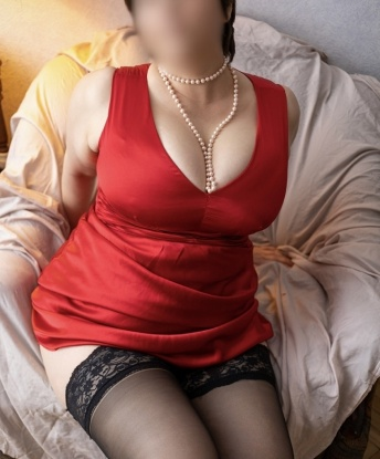 Живу в Москве и знаю этот город вдоль и поперек.
🔥 Мои услуги включают классический секс, оральный секс, массаж и многое другое. Я готова исполнить все твои фантазии и желания.
🌟 Мои клиенты остаются довольными и всегда возвращаются ко мне снова. Я создаю атмосферу комфорта и расслабления, чтобы ты мог полностью расслабиться и насладиться нашим временем вместе.
📷 Фото, которые ты видишь, 100% реальные и без ретуши. Я выгляжу только лучше в реальной жизни.
📞 Жду звонка от тебя, чтобы сделать нашу встречу незабываемой. Ты не пожалеешь! 3886, 55 лет